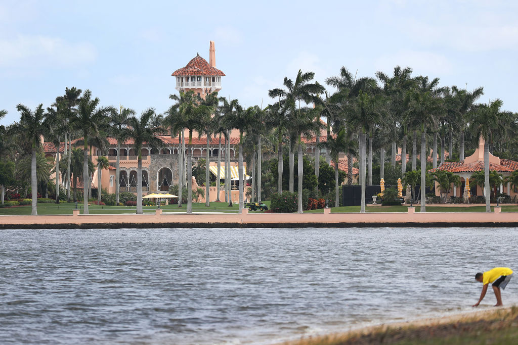 mar-a-lago chinese spy