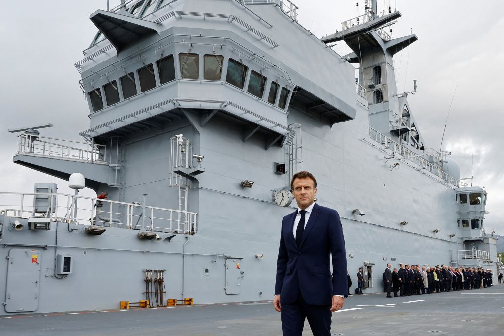 emmanuel macron nuclear weapons